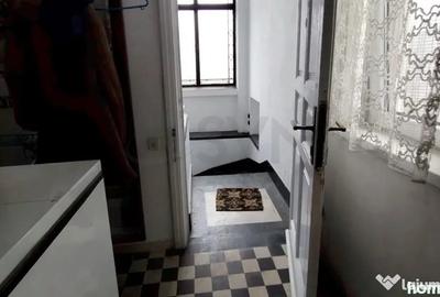 Apartament cu 5 camere decomandat în Unirii