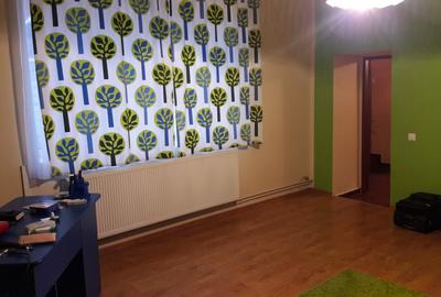 Apartament cu 5 camere semidecomandat, mobilat în Central - 7