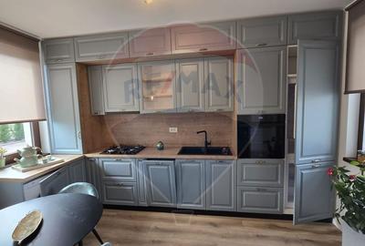 Casă cu 5 camere cu Teren 300 Mp în Ferme - 9