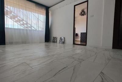 Apartament cu 4 camere în Central - 1