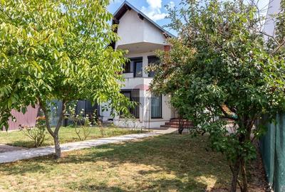Casă individuală cu 5 camere cu Teren 965 Mp în Pleașa