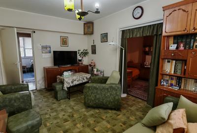 Apartament cu 4 camere decomandat în Mazepa 1 - 2