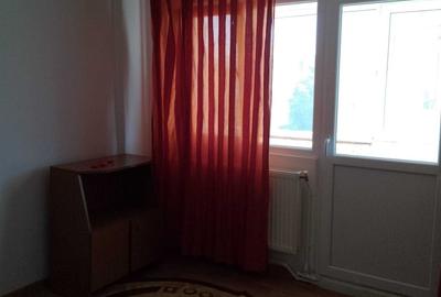Apartament cu 2 camere decomandat în Republicii - 3