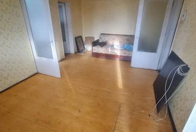 Apartament cu 2 camere decomandat în Micro 16
