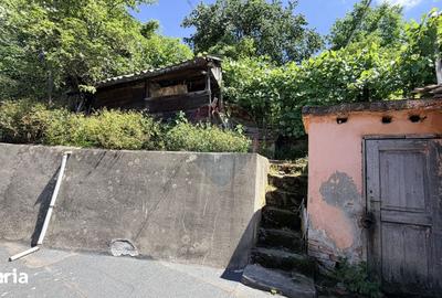 Casă cu 4 camere cu Teren 700 Mp în Vitrometan