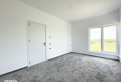 Casă cu 3 camere cu Teren 330 Mp în Moșnița Nouă - 2