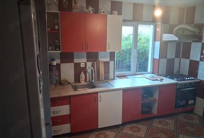 Casă cu Teren 1000 Mp în Central