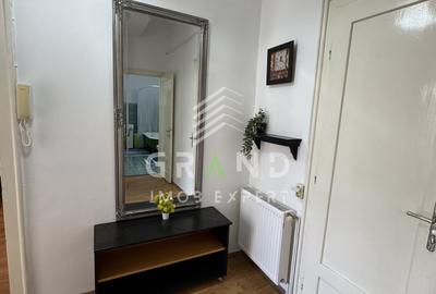 Apartament cu 2 camere semidecomandat, mobilat în Central - 31