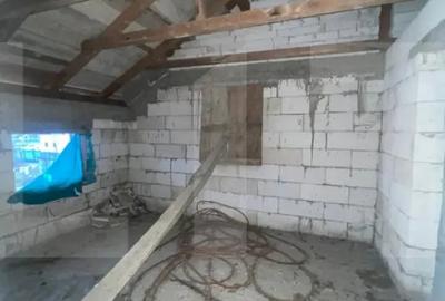 Casă cu 4 camere cu Teren 500 Mp în Central - 6