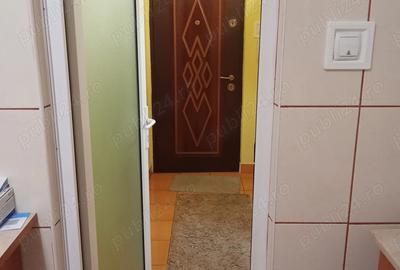 Garsonieră decomandată în Dorobanți