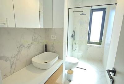 Casă cu 5 camere cu Canalizare în Nord - 16