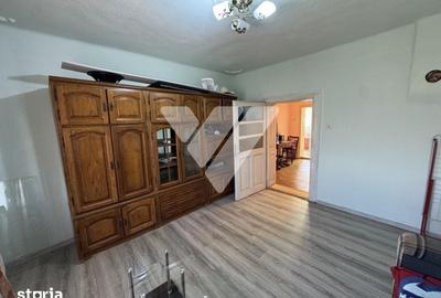 Casă cu 5 camere cu Teren 371 Mp în Central