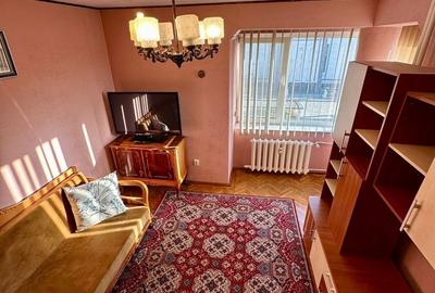 Apartament cu 4 camere decomandat în Central - 3