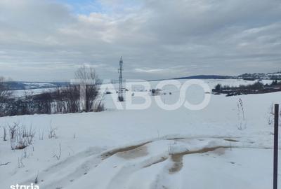 Teren de 400 mp, în Periferie