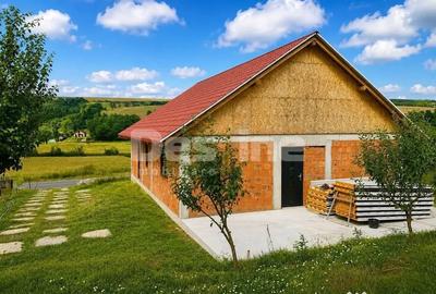 Casă cu 4 camere cu Teren 1000 Mp în Zăpodeni
