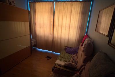 Apartament cu 2 camere decomandat în Lipovei