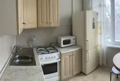 Apartament cu 2 camere decomandat în Complex Studențesc - 2
