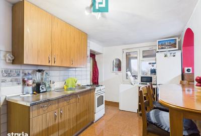 Casă cu 4 camere cu Teren 2812 Mp în Olari - 3