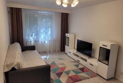 Apartament cu 2 camere semidecomandat, mobilat în Dristor