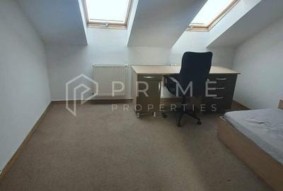 Apartament cu 3 camere decomandat în 7 Noiembrie
