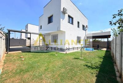 Casă individuală cu 4 camere cu Canalizare în Berceni