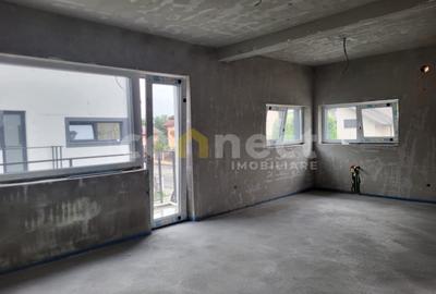 Apartament cu 4 camere semidecomandat în Între Lacuri - 8