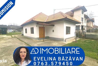 Casă cu 4 camere cu Teren 1774 Mp în Central - 2