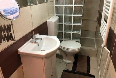 Apartament cu 2 camere decomandat în Centrul Istoric