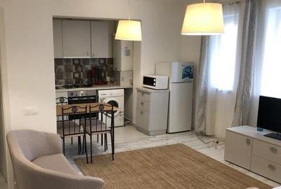 Apartament cu 2 camere semidecomandat, mobilat în Vitan