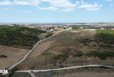 Teren de 968 mp, în Central