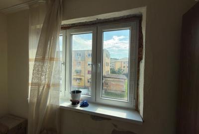 Apartament cu 5 camere în Central - 1