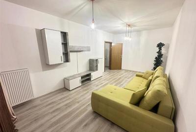 Apartament cu 2 camere decomandat, mobilat în Tractorul