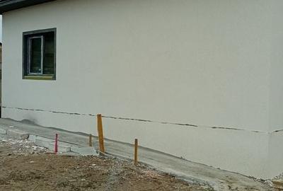 Casă cu 4 camere cu Teren 200 Mp în Central - 12