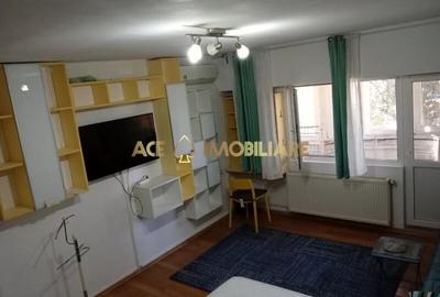 Garsonieră decomandată, mobilată în Vitan