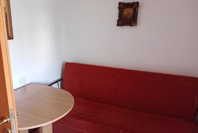 Garsonieră decomandată în Gară