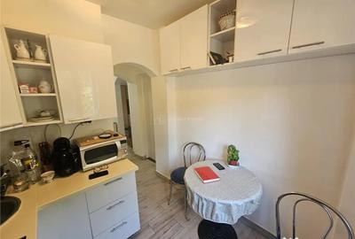 Apartament cu 2 camere decomandat în Calea Caransebeșului