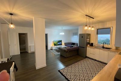 Apartament cu 2 camere decomandat în Central