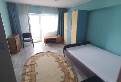 Garsonieră decomandată, mobilată în Tătărași