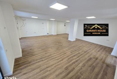 Spațiu comercial, de 53.1 mp, în Central - 18