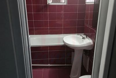 Apartament cu 2 camere decomandat în Micro 16