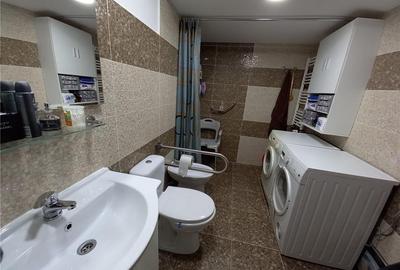 Apartament cu 3 camere decomandat în Central - 6