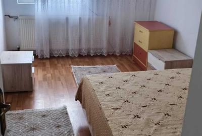 Apartament cu 3 camere decomandat în Exterior Vest - 2