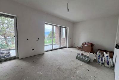 Apartament cu 2 camere decomandat în Cristian - 6