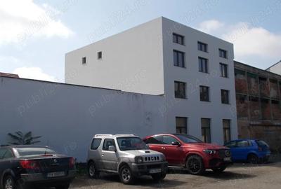 Teren de 3500 mp, în Mehala - 16