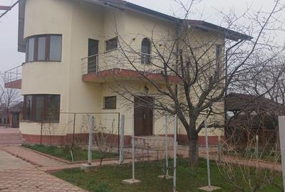 Casă cu Teren 894 Mp în Adunații-Copăceni - 10