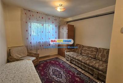 Garsonieră decomandată în Micro 12 - 5