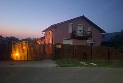 Casă cu 4 camere cu Teren 1800 Mp în Cârna - 3