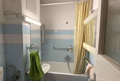 Apartament cu 3 camere în Circumvalațiunii