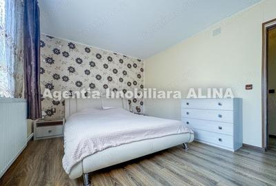 Casă cu Teren 989 Mp în Bejan