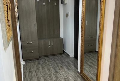 Apartament cu 2 camere semidecomandat în Ghencea